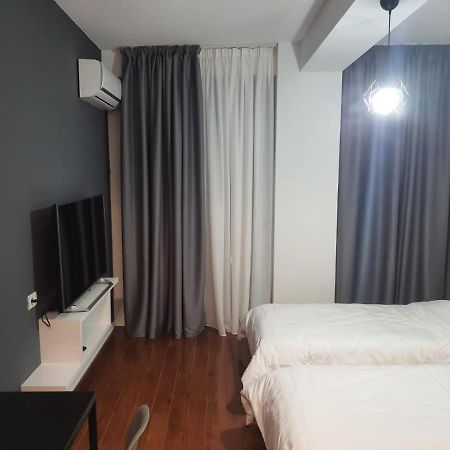 Modern Apartment Korca 3 エクステリア 写真