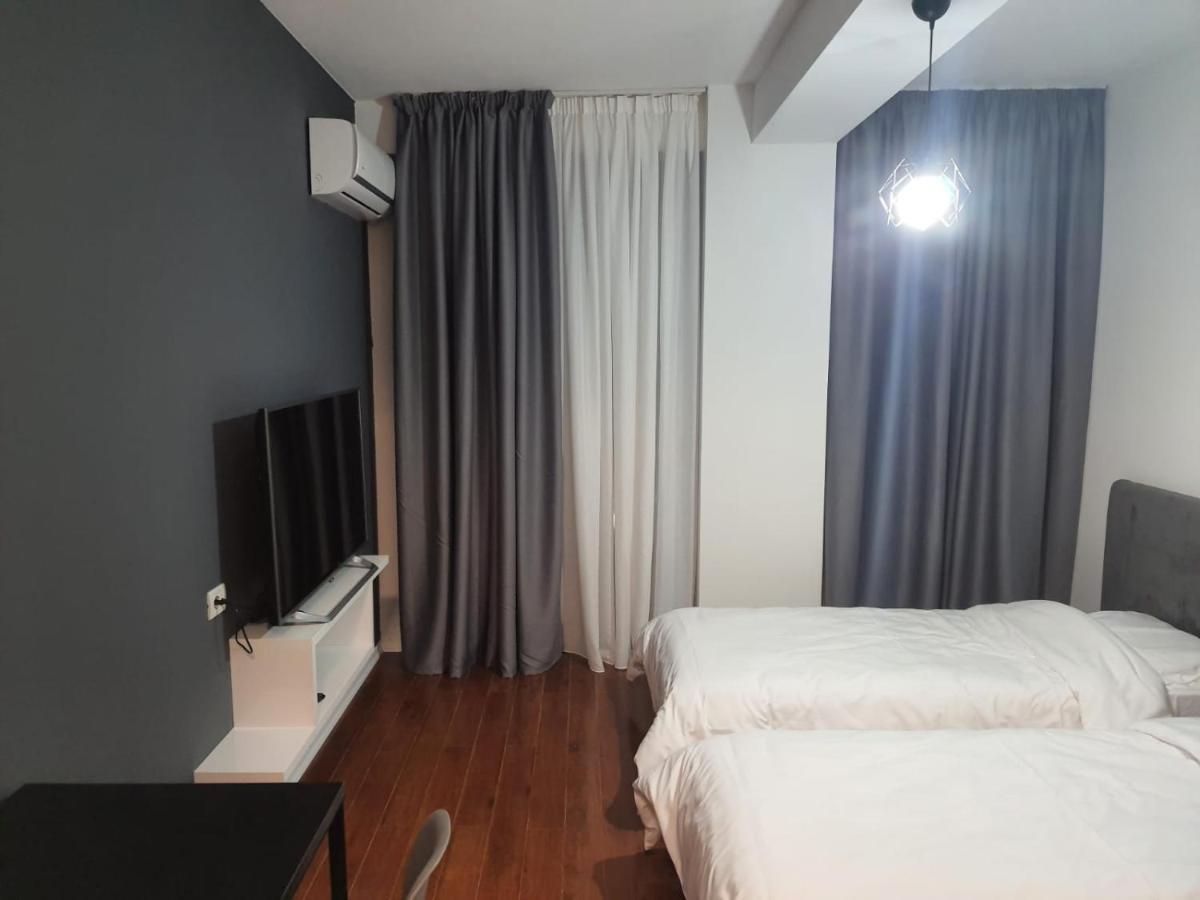 Modern Apartment Korca 3 エクステリア 写真
