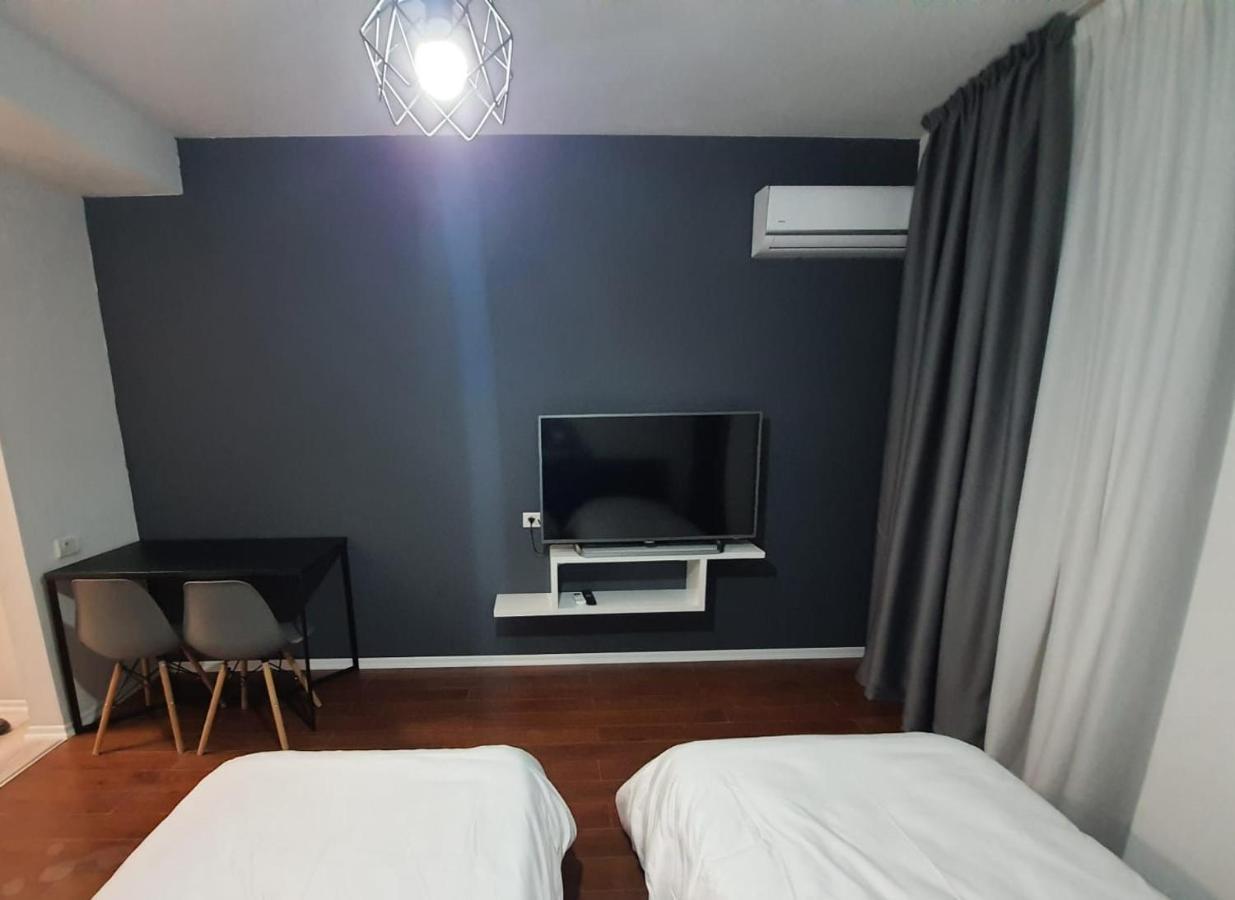 Modern Apartment Korca 3 エクステリア 写真