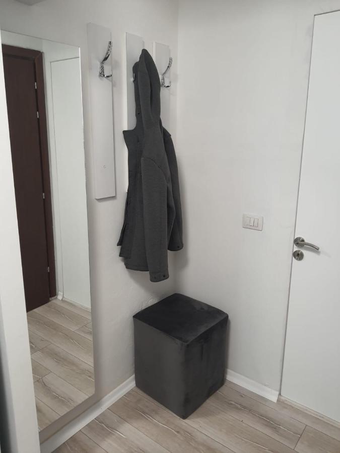 Modern Apartment Korca 3 エクステリア 写真