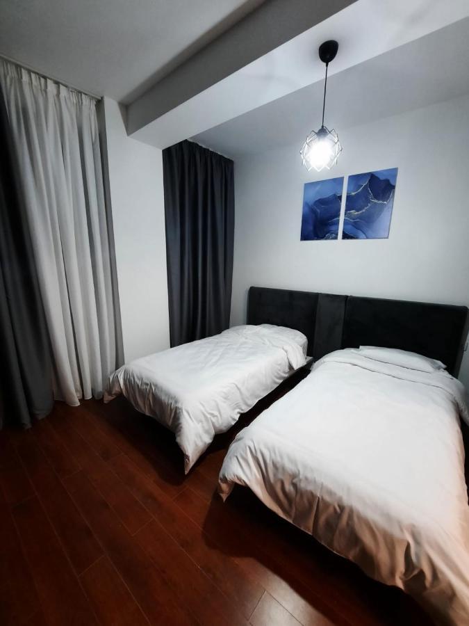 Modern Apartment Korca 3 エクステリア 写真