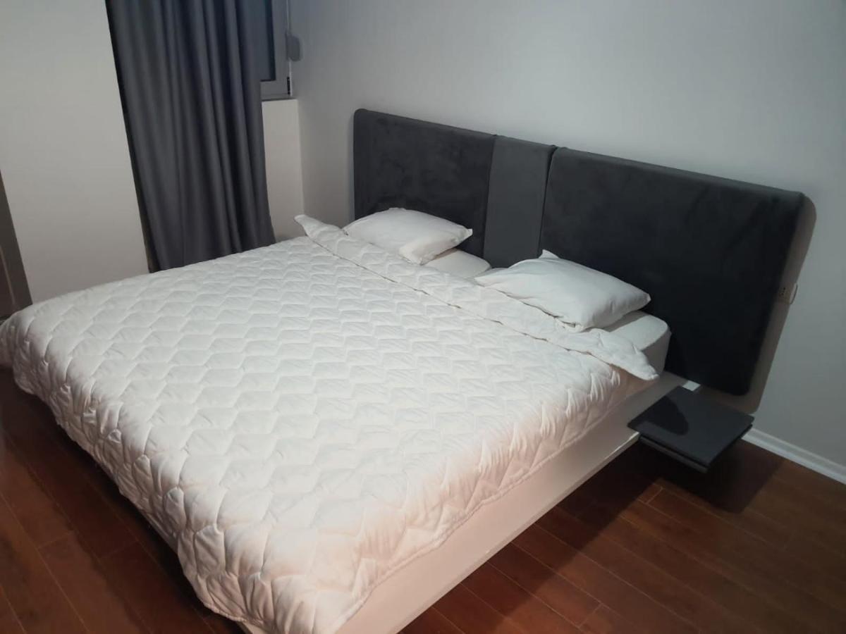 Modern Apartment Korca 3 エクステリア 写真